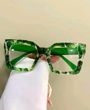 Load image into Gallery viewer, BOTANI SPECS