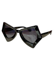 Load image into Gallery viewer, BUTTERFLY FRAME GLASSES