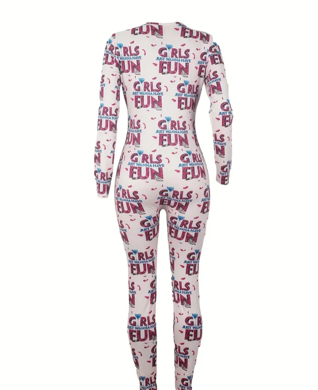GIRLS JUST WANNA LOUNGWEAR