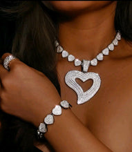 Load image into Gallery viewer, ICY HEART NECKLACE SET