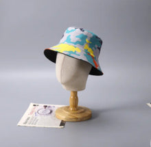 Load image into Gallery viewer, REVERSIBLE CAMO BUCKET HAT