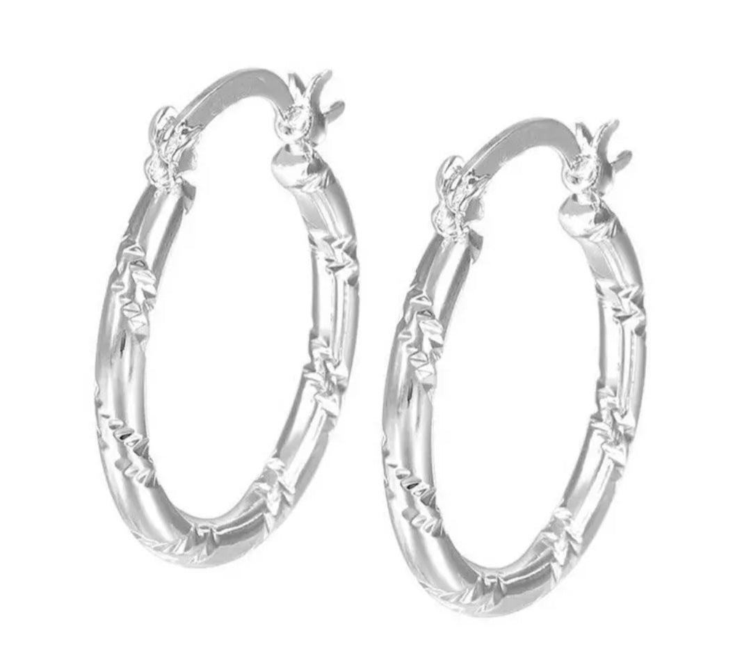 RHINESTONE CUT HOOP EARRINGS