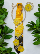 Load image into Gallery viewer, SUNFLOWER BLOSSOM 3PC NECKLACE TIE SET