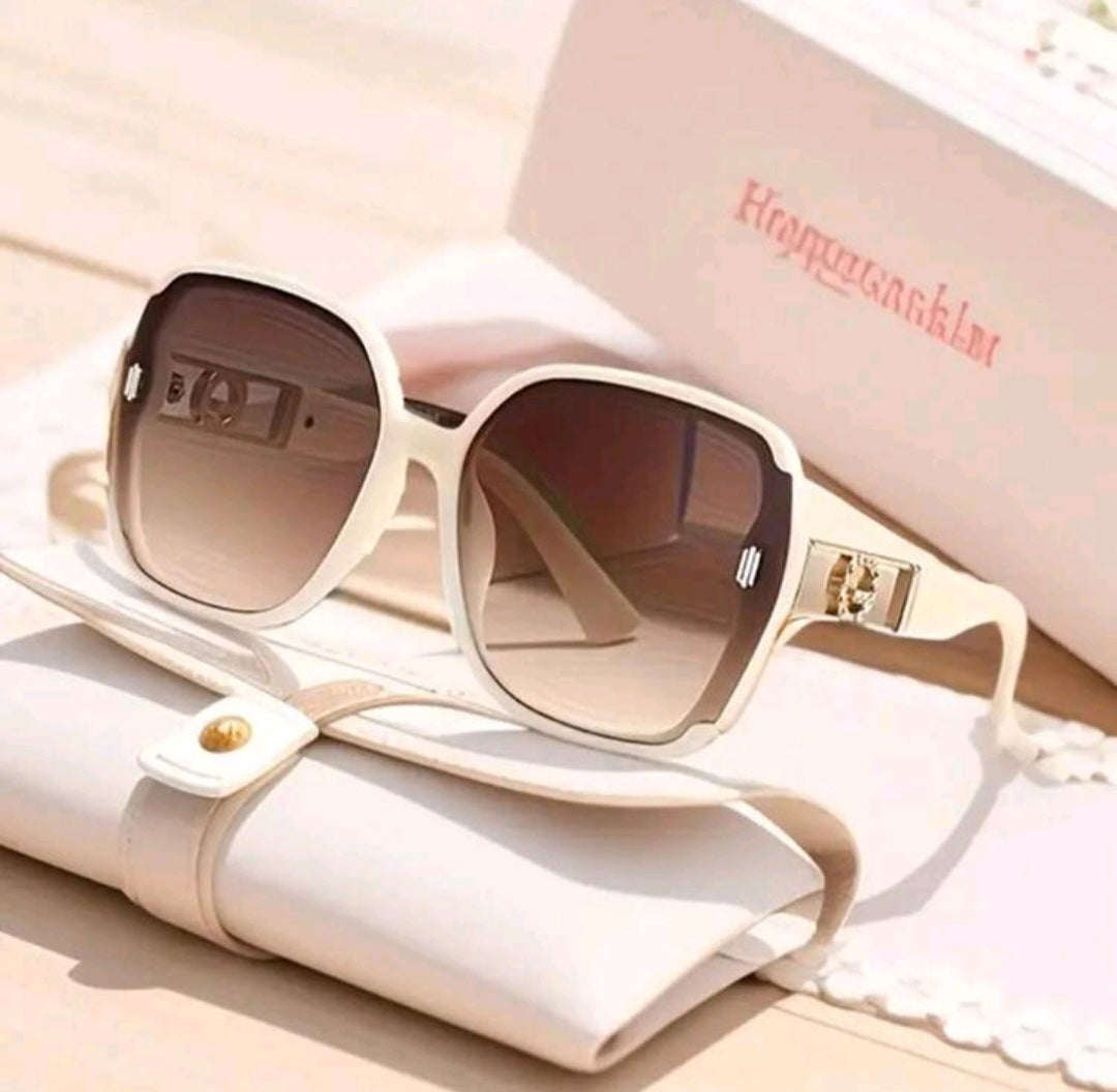 GOLDEN HEIRESS SUNGLASSES