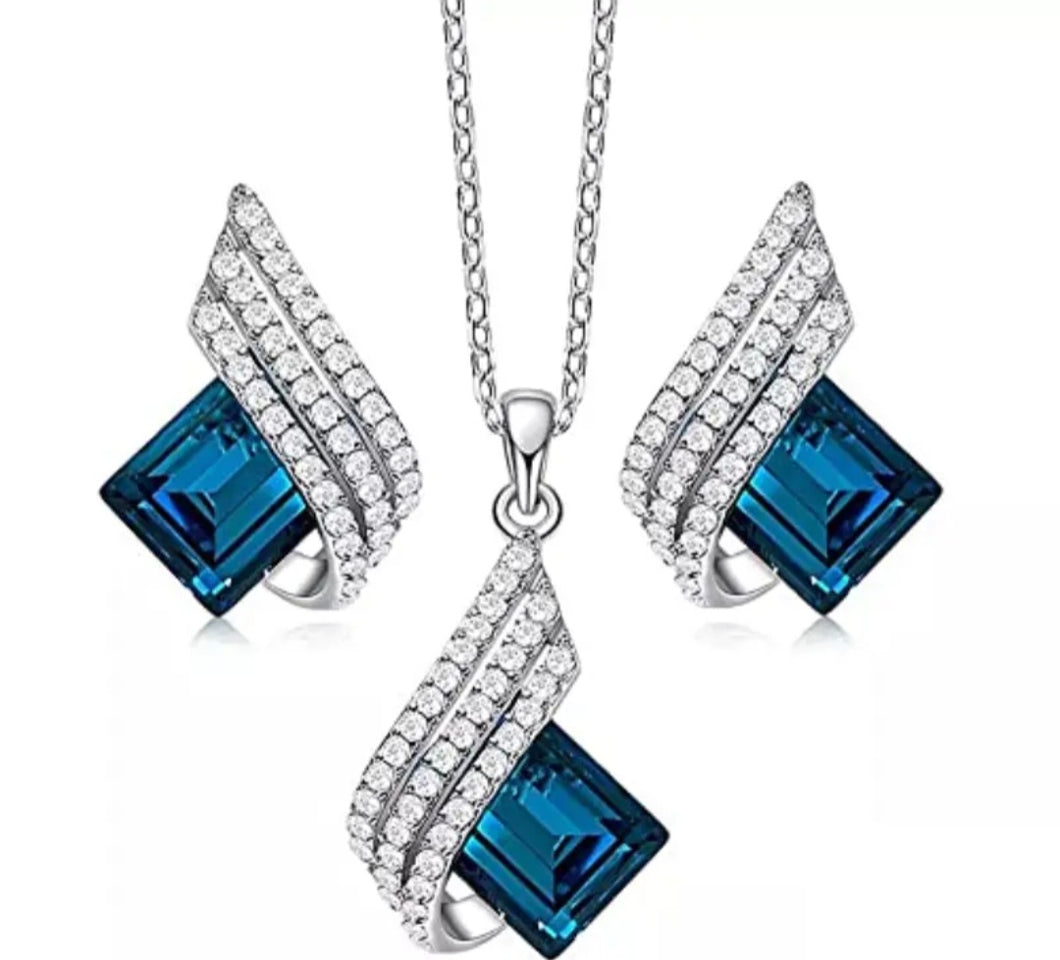 ANGEL WINGS BLUE CRYSTAL NECKLACE SET