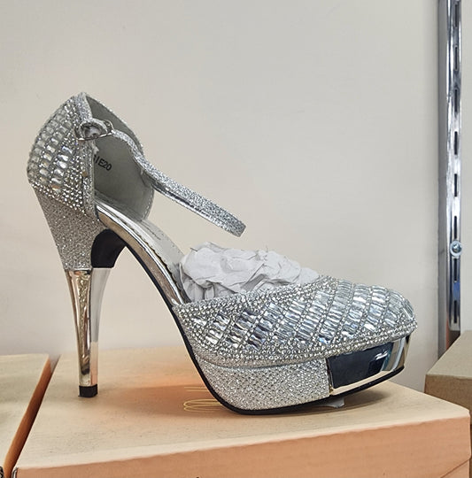 ANGIE HEELS