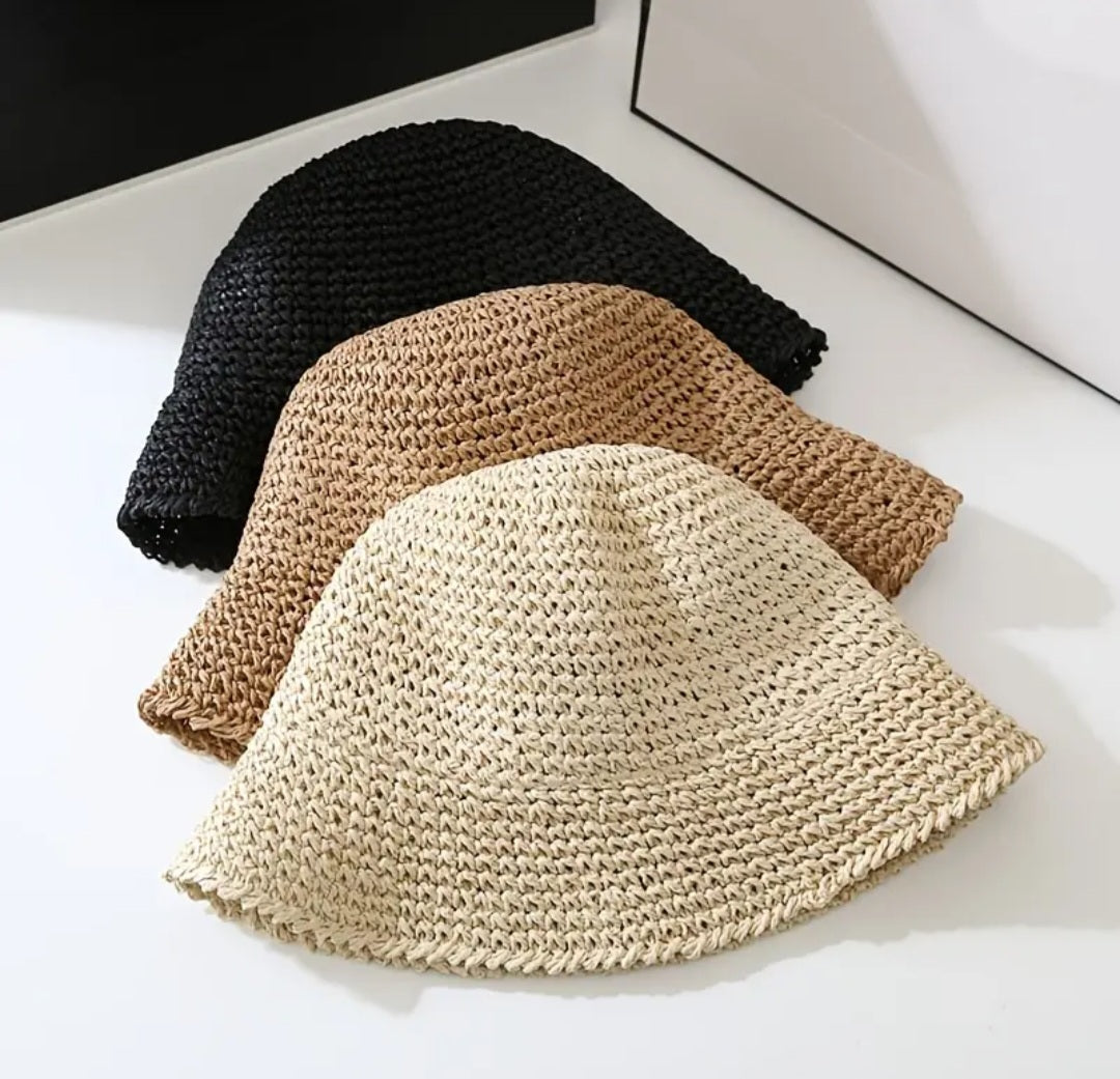 BEACH STRAW BUCKET HAT