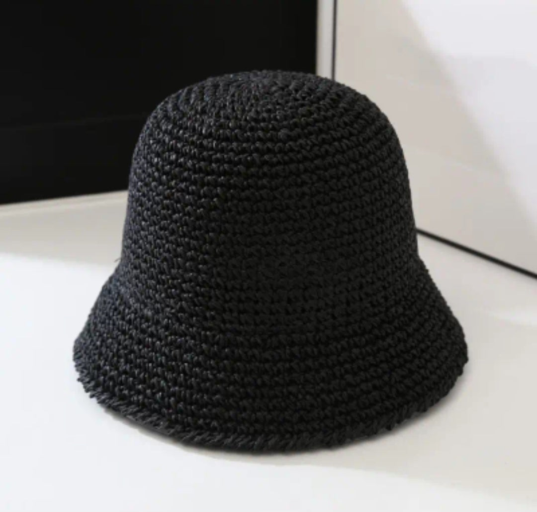 BEACH STRAW BUCKET HAT