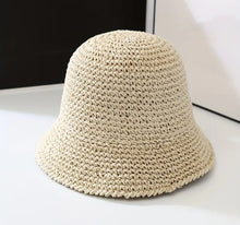 Load image into Gallery viewer, BEACH STRAW BUCKET HAT
