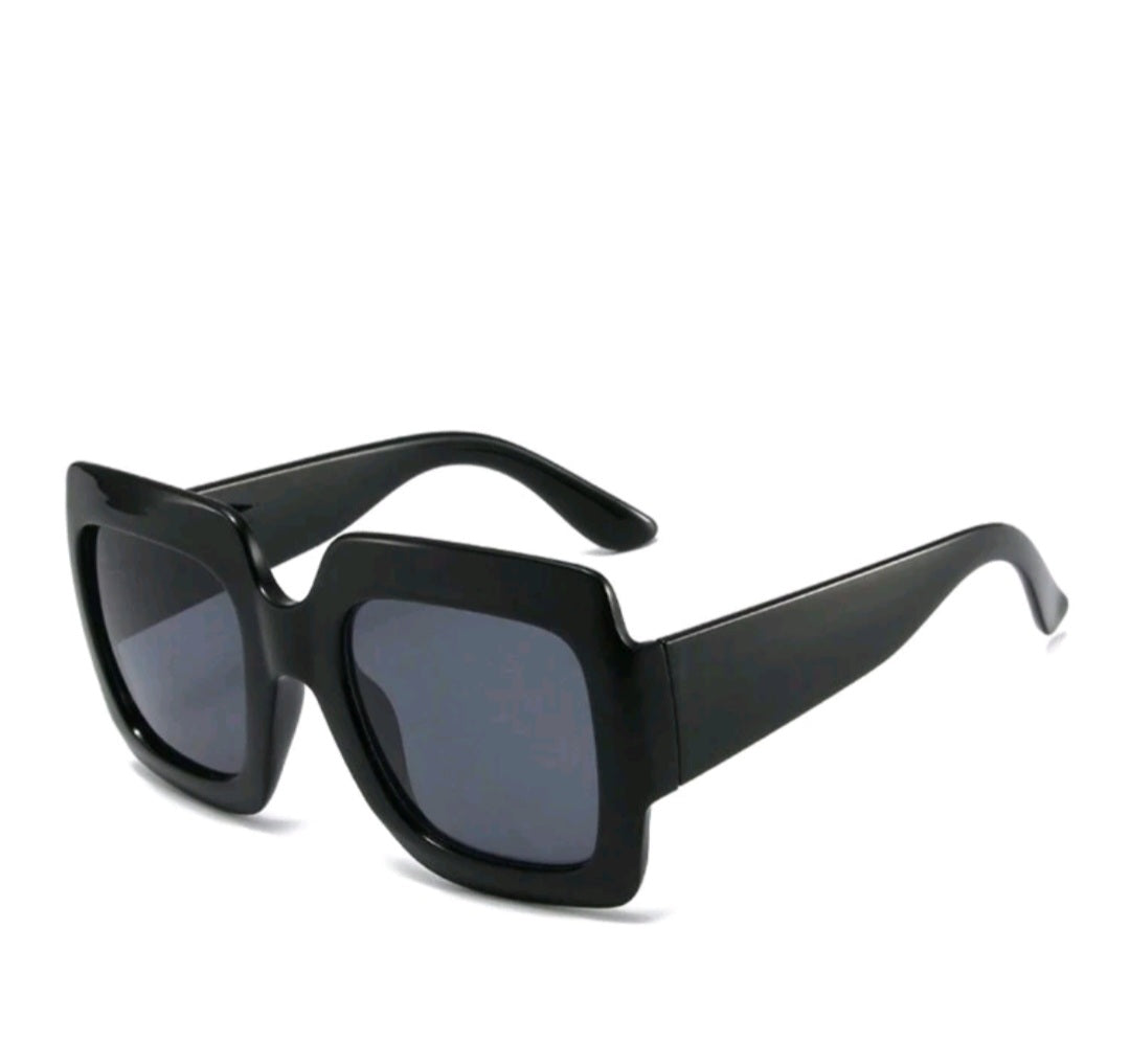 BIG FACE SUNGLASSES