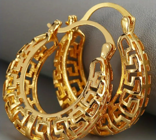 CHUCKY HOOP EARRINGS