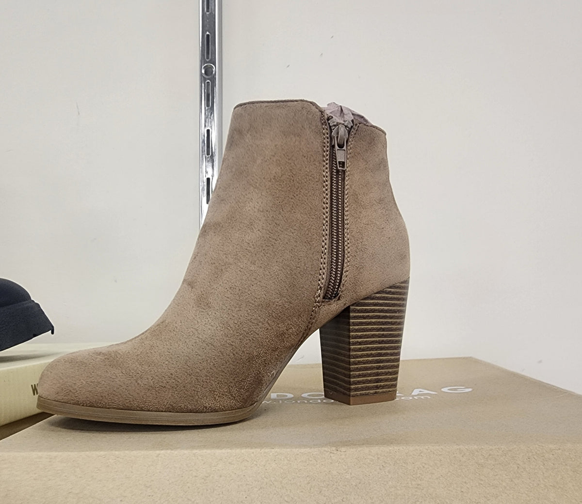 CITY BOOTIES