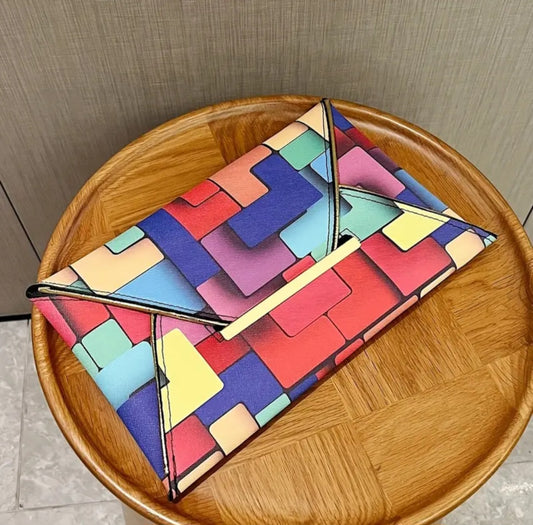 COLOR BLOCK CLUTCH