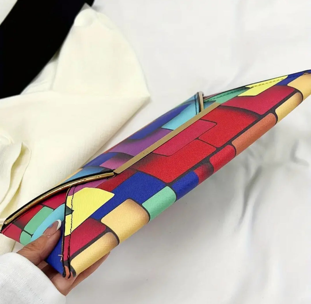 COLOR BLOCK CLUTCH