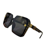Load image into Gallery viewer, GG GLITZY SUNGLASSES
