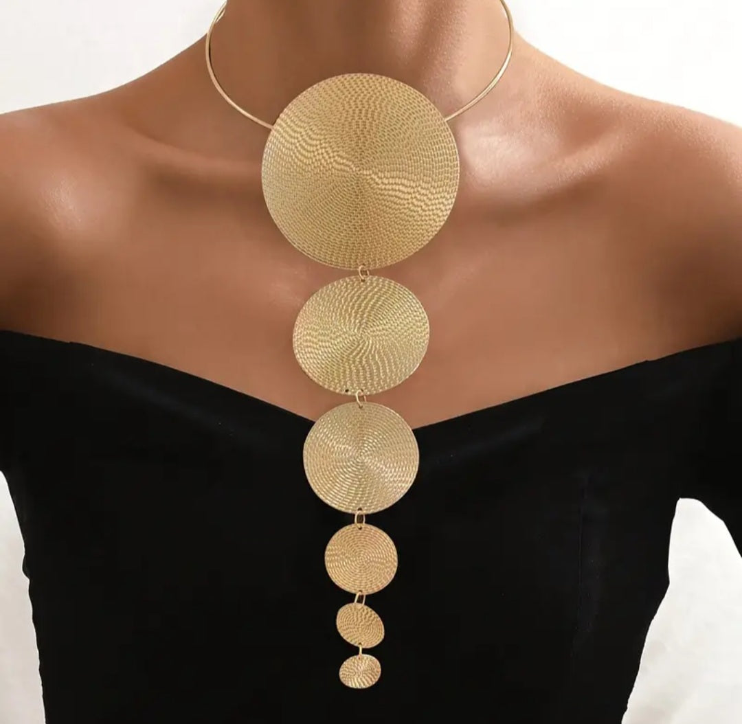 GEOMETRIC NECKLACE