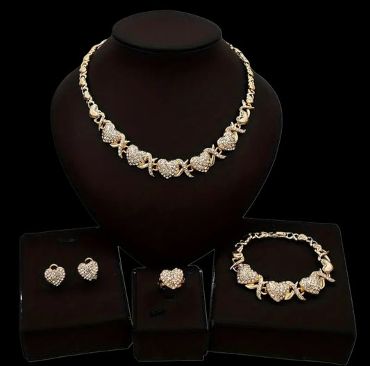 HUGS & KISSES NECKLACE SET