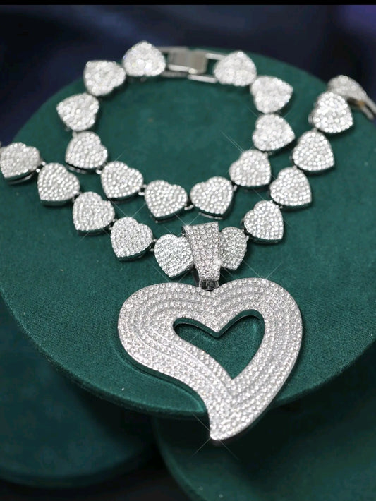 ICY HEART NECKLACE SET