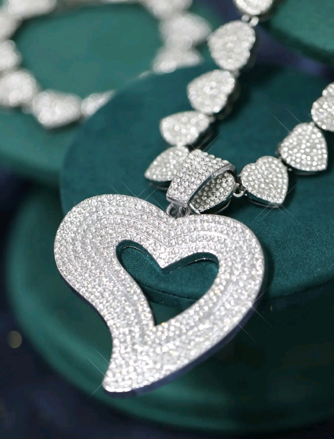 ICY HEART NECKLACE SET