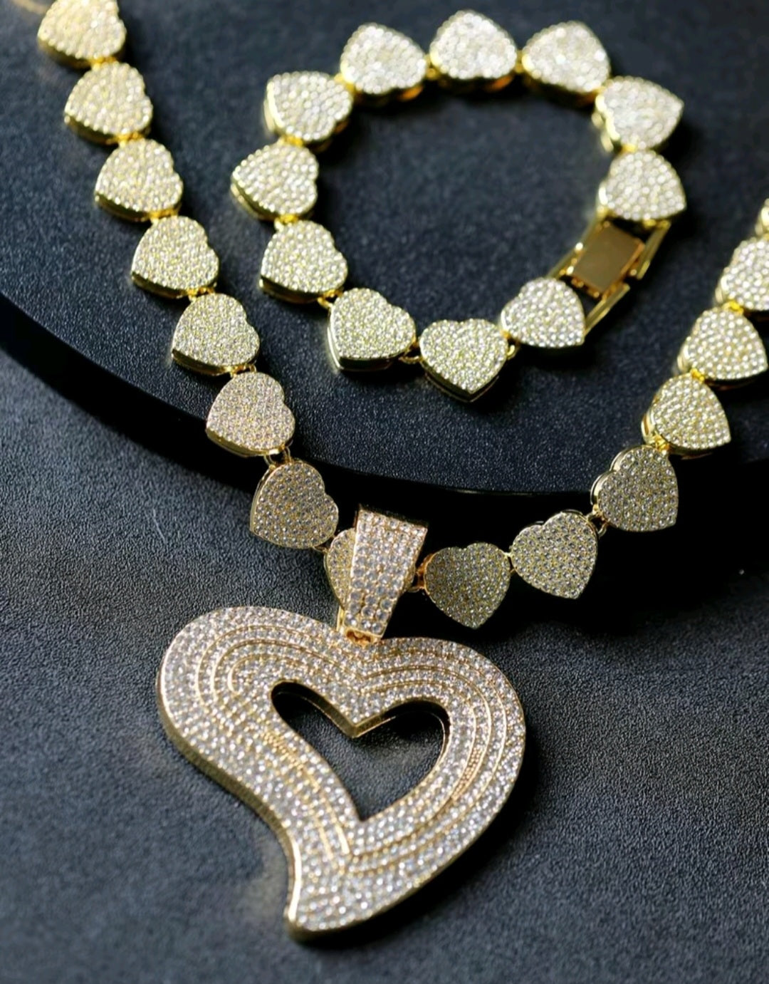 ICY HEART NECKLACE SET