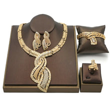 Load image into Gallery viewer, JHUNK NECKLACE SET
