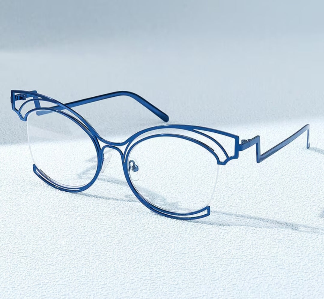 MAGGIE EYEWEAR