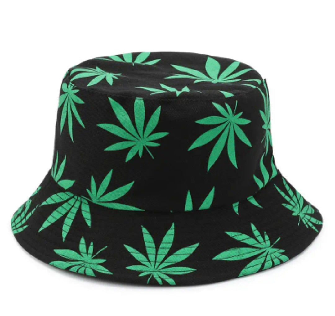 REVERSIBLE WEED BUCKET HAT