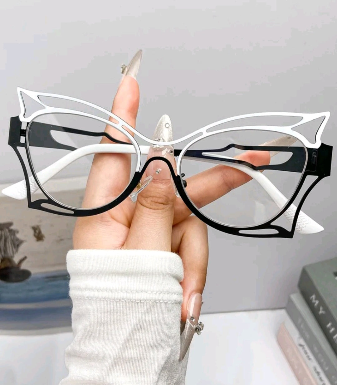 VOGUE VIXEN EYEWEAR