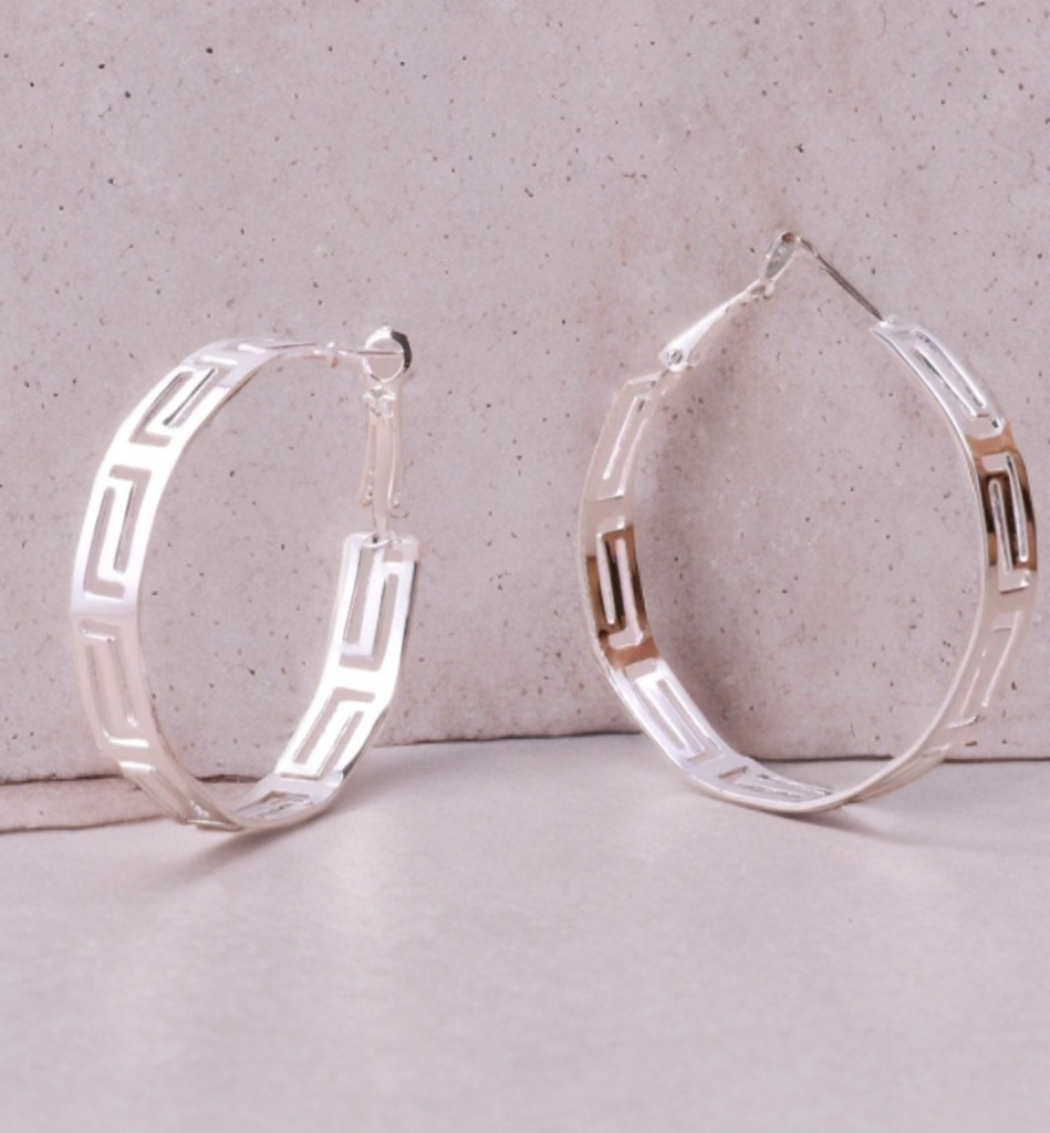 SUNDARA HOOP EARRINGS