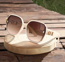 Load image into Gallery viewer, GOLDEN HEIRESS SUNGLASSES
