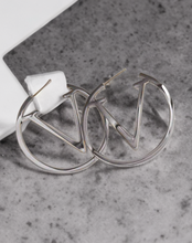 Load image into Gallery viewer, VERVE HOOP EARRINGS
