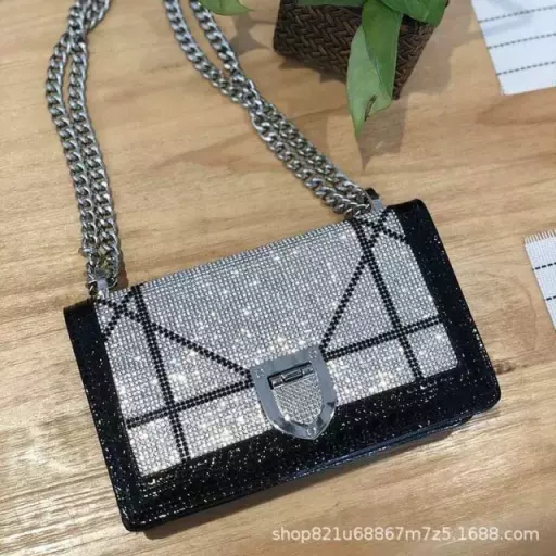 DIAMOND STONE PURSE