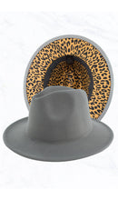Load image into Gallery viewer, SOLID COLOR/LEOPARD PRINT FEDORA HAT
