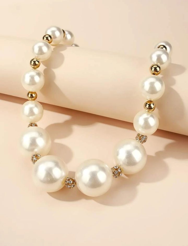 FAUX PEARL BEADED NECKLACE