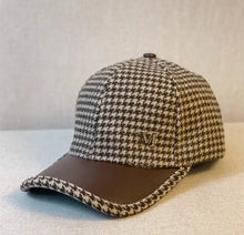 Load image into Gallery viewer, HOUNDSTOOTH FLEECE BALL CAP

